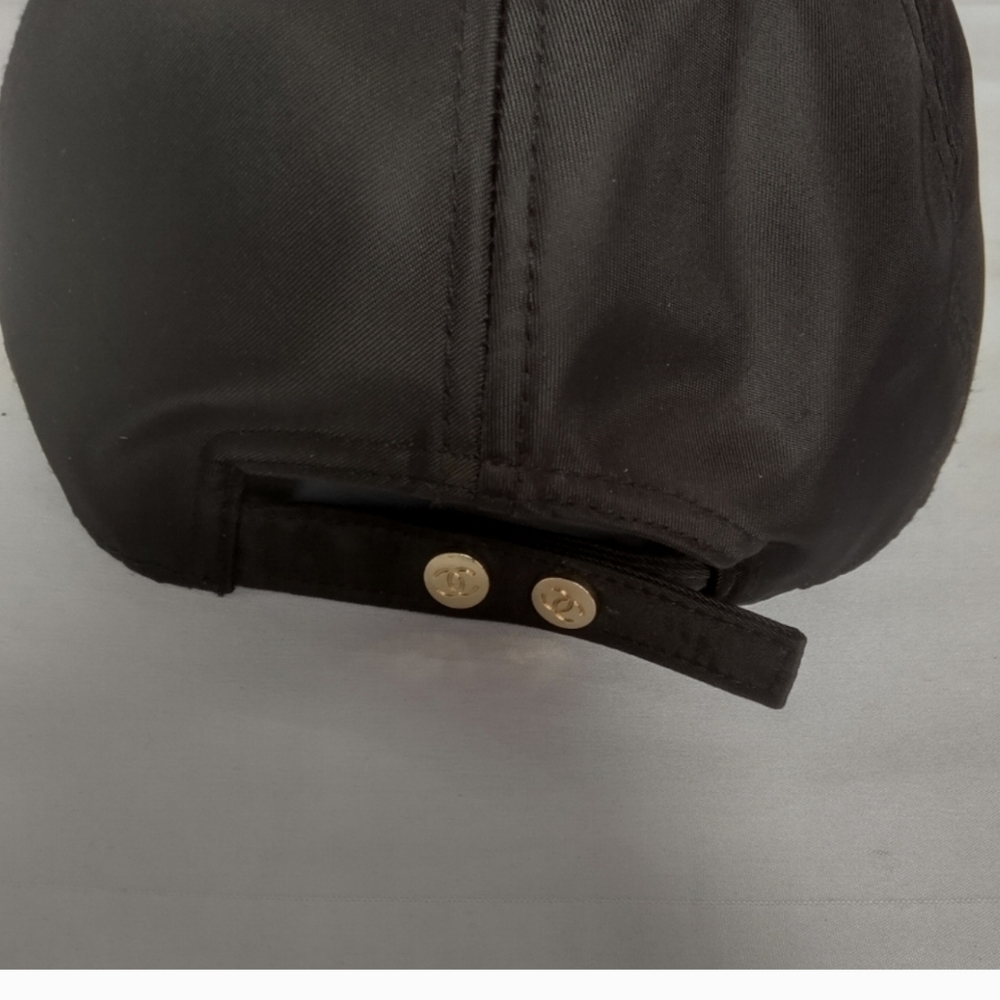 Chanel Cap - Picture 2 of 3